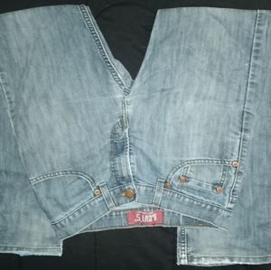 Distressed levis